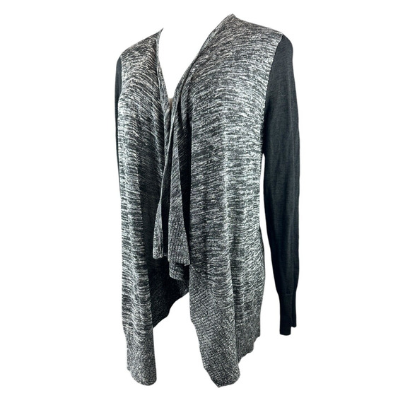 NWT Torrid Open Front Drape Lightweight Cardigan Heathered Gray Colorblock 1X - Picture 2 of 9